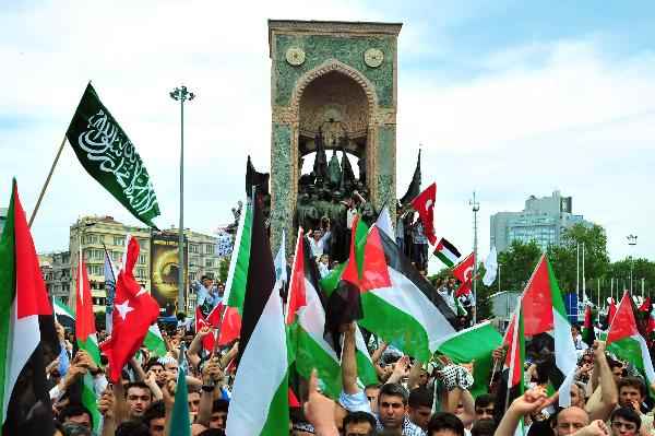 At least 10,000 Turks protested against Israel's attack on the flotilla on Monday in Istanbul.